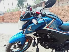 CB Hornet 160R